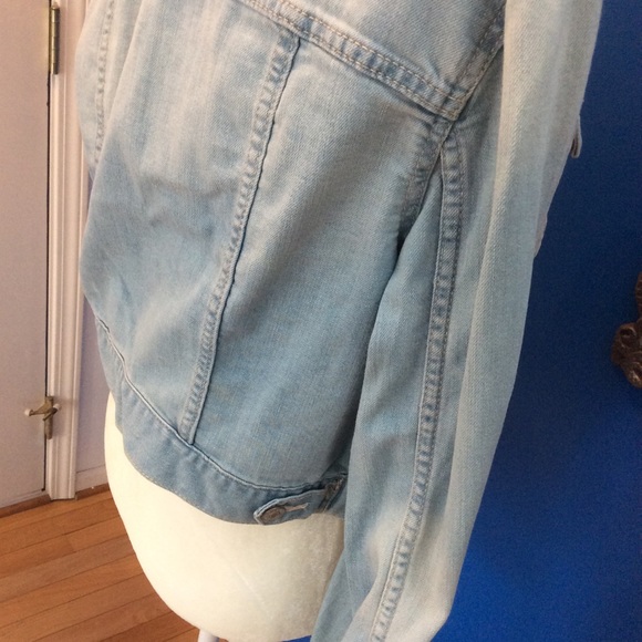 Old Navy Jean Jacket - Picture 3 of 7
